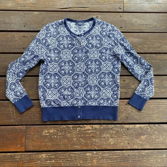 Lands end snowflake holiday print button up cardigan Nordic - Picture 1 of 3